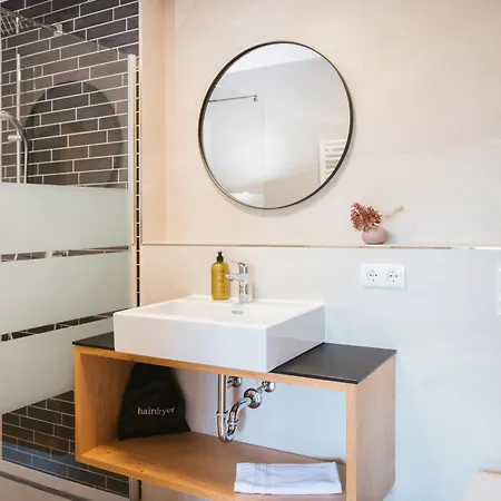 아파트 Neu Renovierte Im Hirschentenne