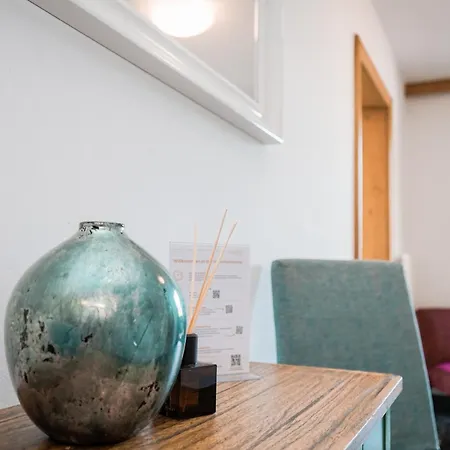 Neu Renovierte Im Hirschentenne شقة ستامس