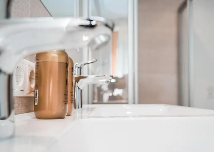 Neu Renovierte Im Hirschentenne * ستامس