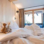 Neu Renovierte Im Hirschentenne By Peak Apartamento